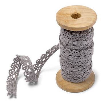 Dentelle grise sur bobine en bois 1 cm x 5 m