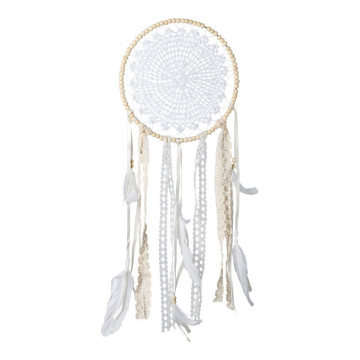 Attrape-rĂȘves dentelle +perles ivoire/blanches 33 x 50 cm