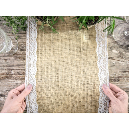 Chemin de table en jute