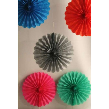 Eventail alvéolé gris 25 cm