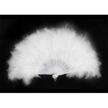 Eventail blanc en plumes