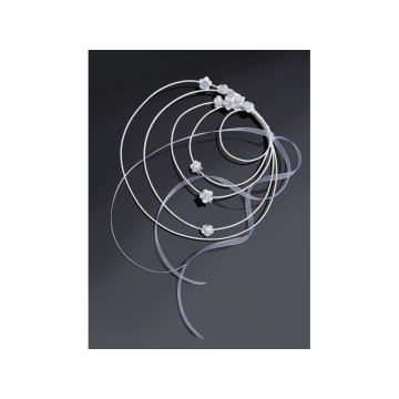 Lot de 4 Couronnes rotin + roses blanches D 18 cm