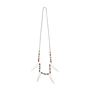 Collier indien avec dents
